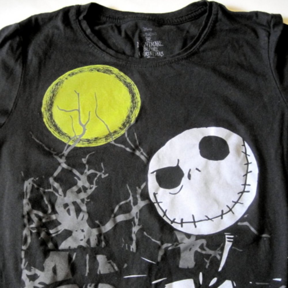 Nightmare Before Christmas Junior Ladies Tee - Picture 4 of 5